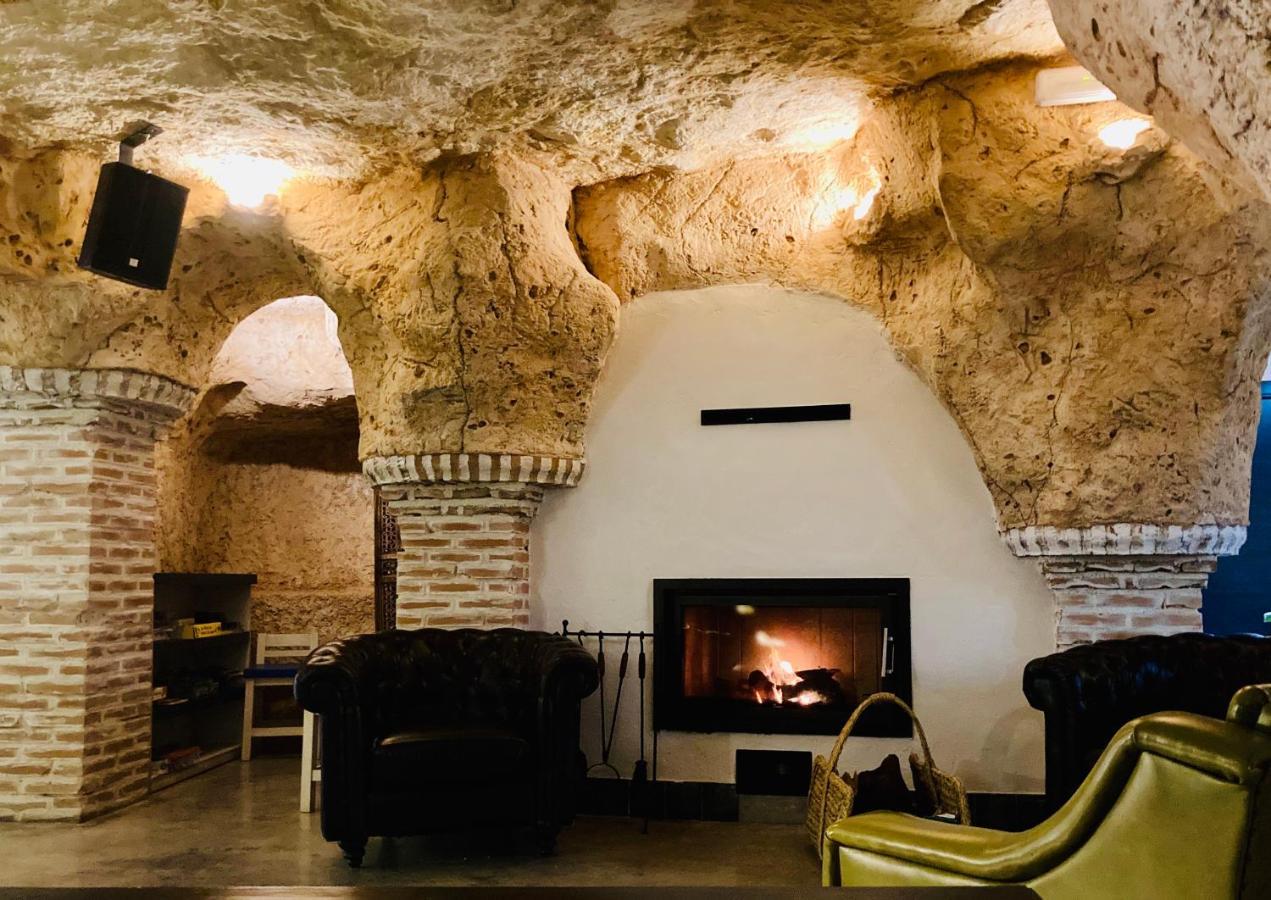 Casa Rural Cueva El Nido Casas de Fernando Alonso Extérieur photo