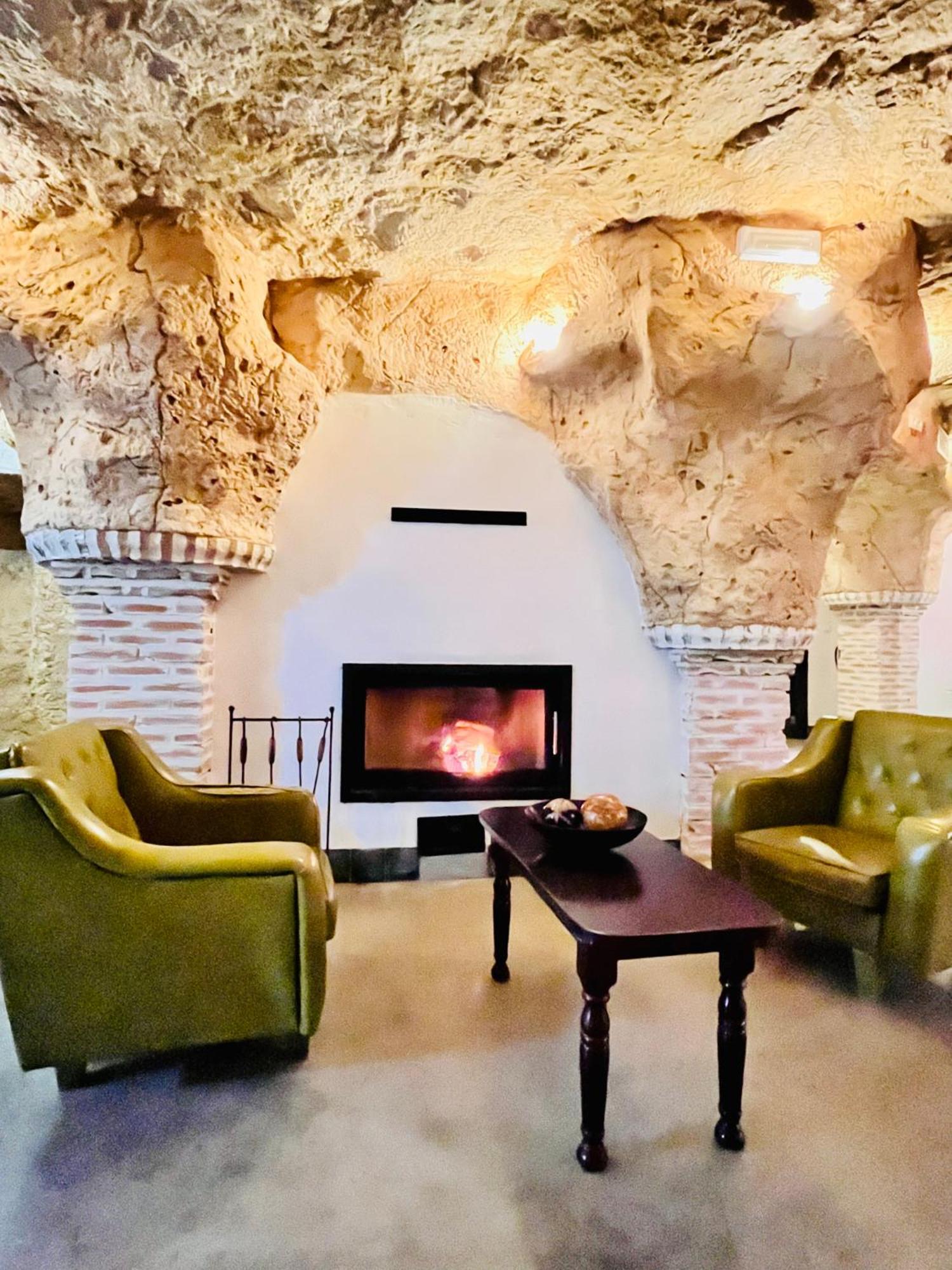 Casa Rural Cueva El Nido Casas de Fernando Alonso Extérieur photo